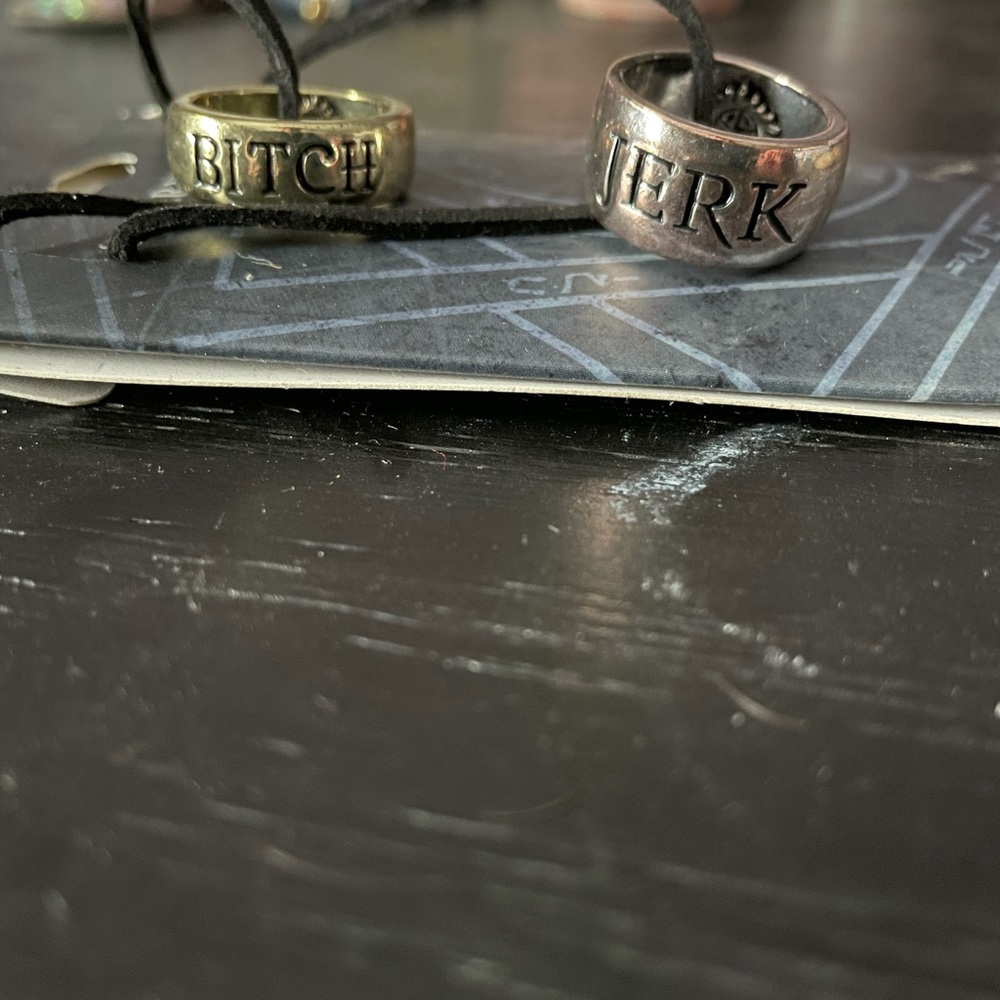 Fun Necklace bundle! - Picture 2 of 4